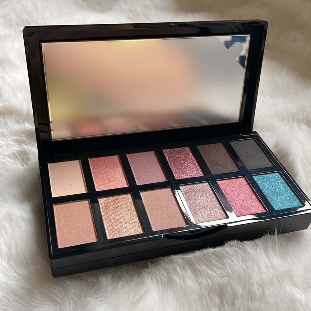 Lancome eye and face palette - Picture 1 of 5